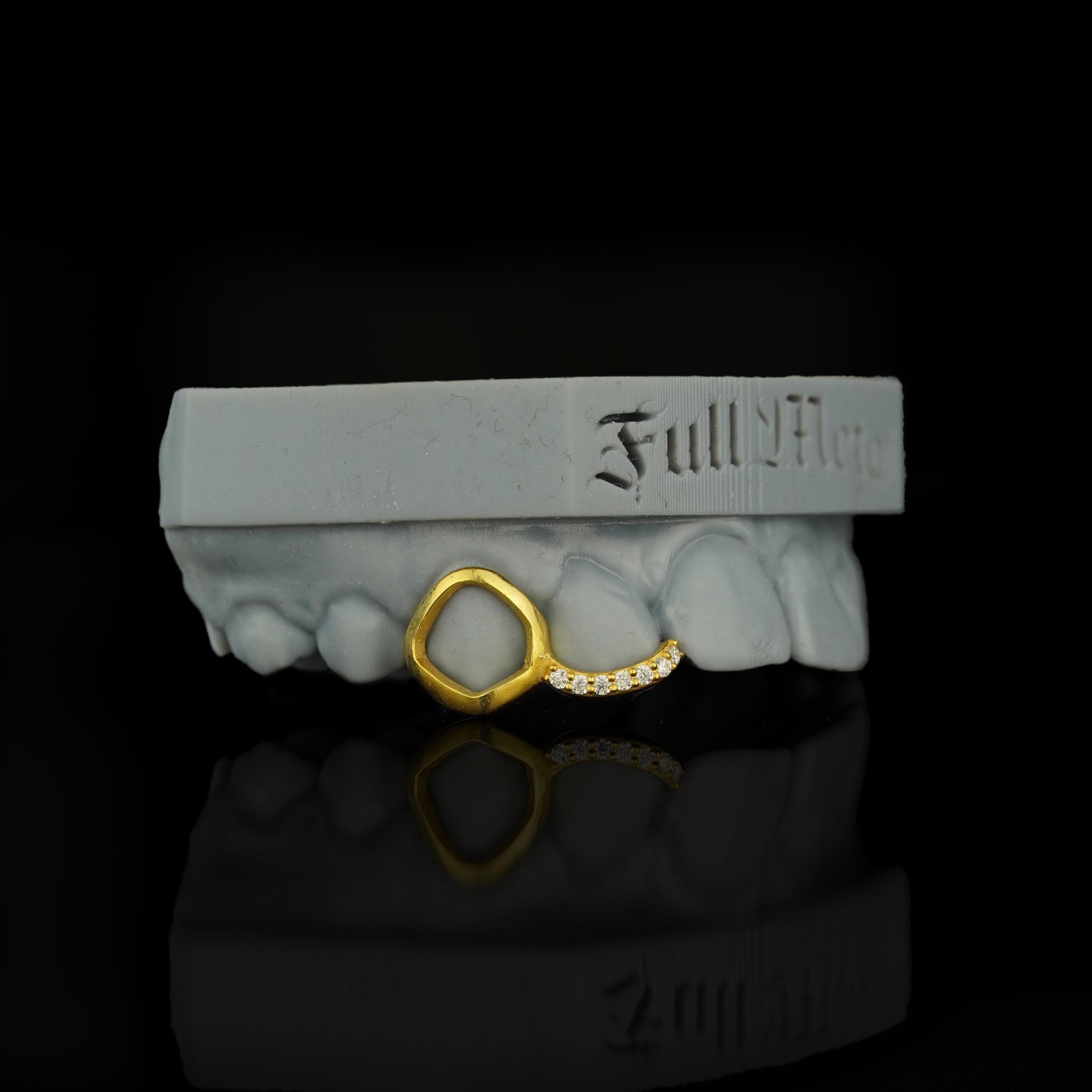 Gem Set Open Face/Dash