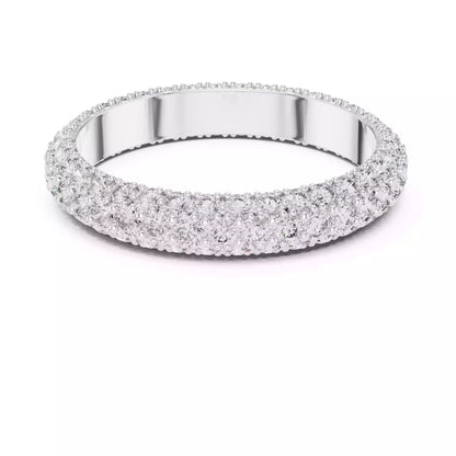 Solitaire Band Ring in White Gold - detail view