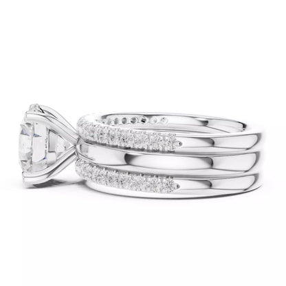 Round Diamond Ring With Two Stacking Band Set in White Gold - detail view