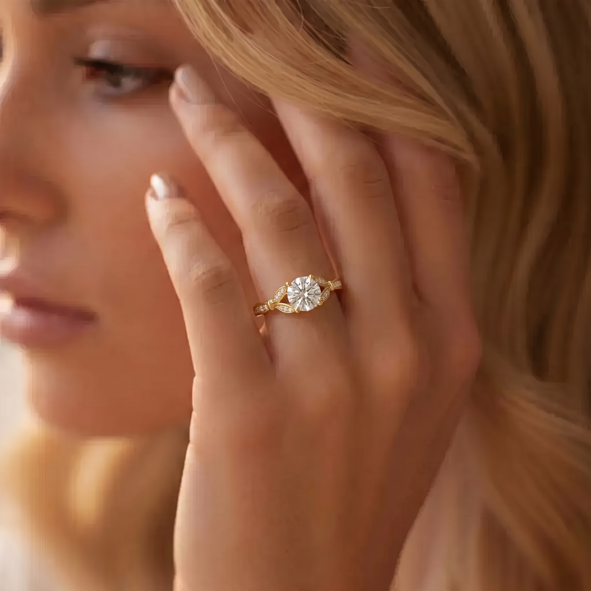 Round Cut Diamond Vintage Engagement Ring